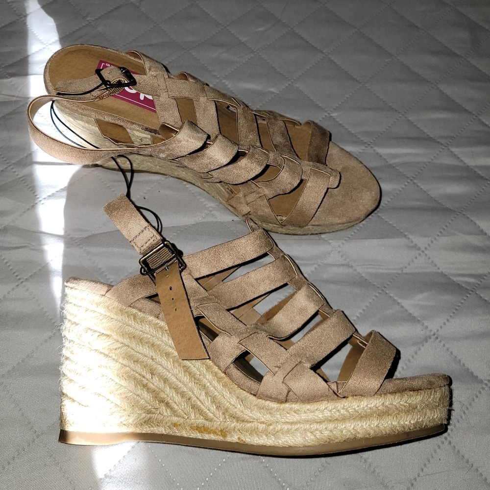 Womens wedges